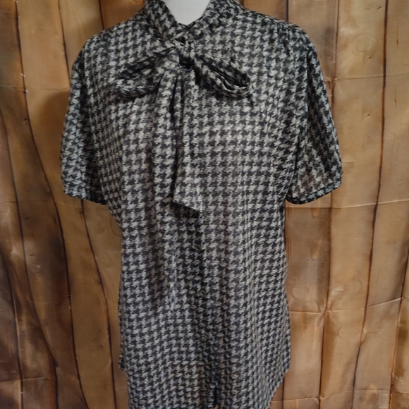 Covington Tops - Covington Black and White Houndstooth Tie-Neck Blouse